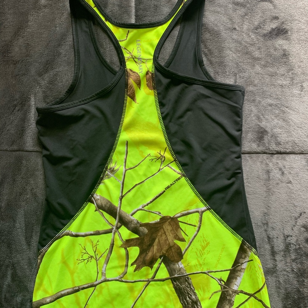 Tank top - Picture 2 of 3